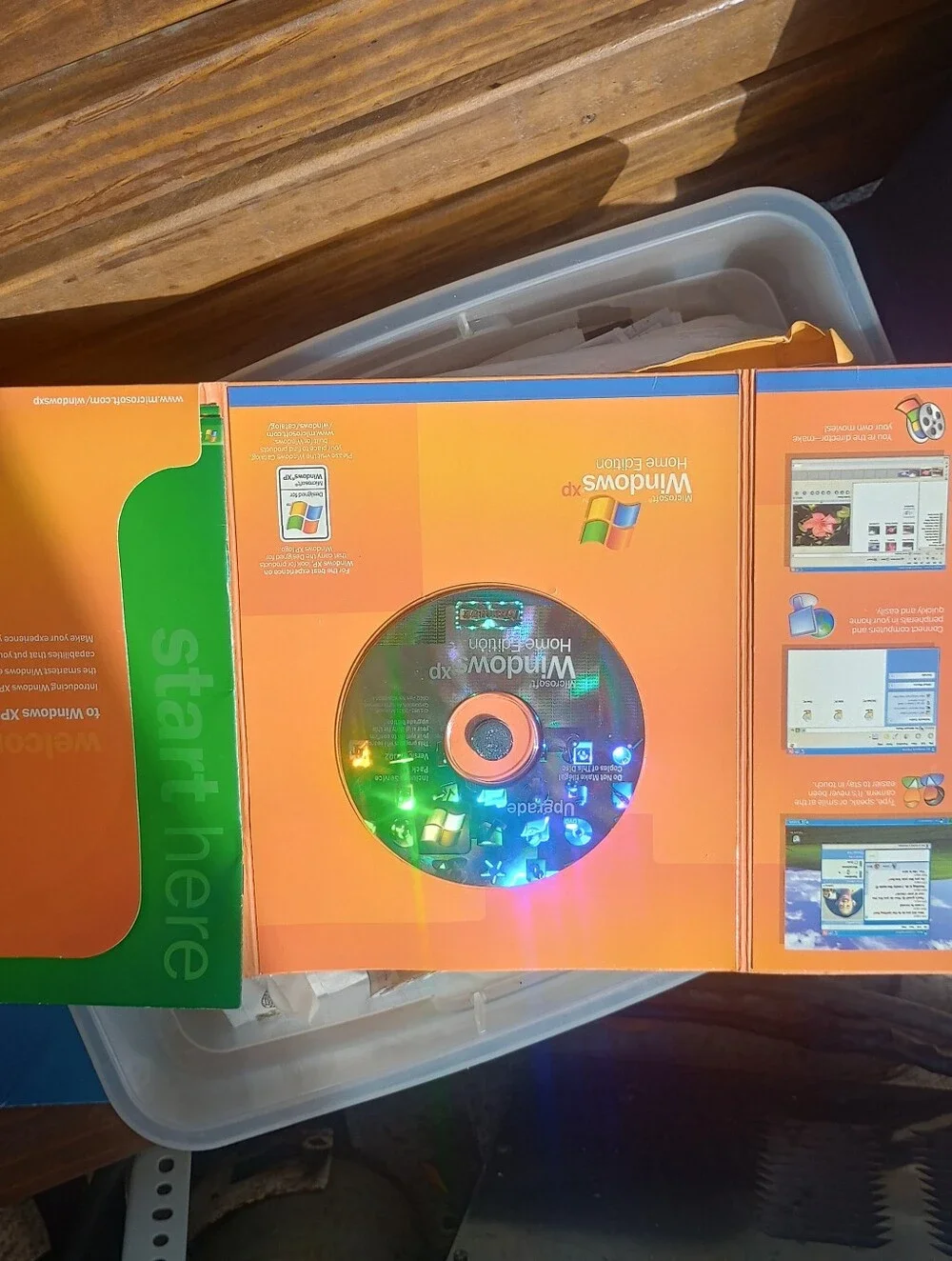 Microsoft Windows XP Home Edition - Orange